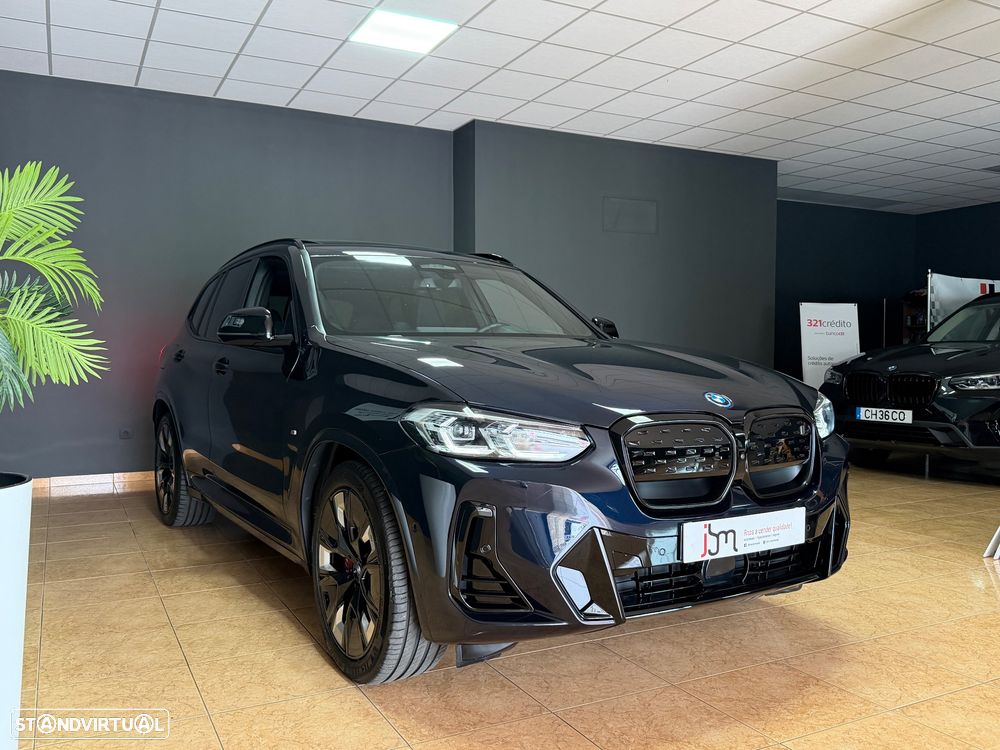 BMW iX3 M Sport Impressive - 3