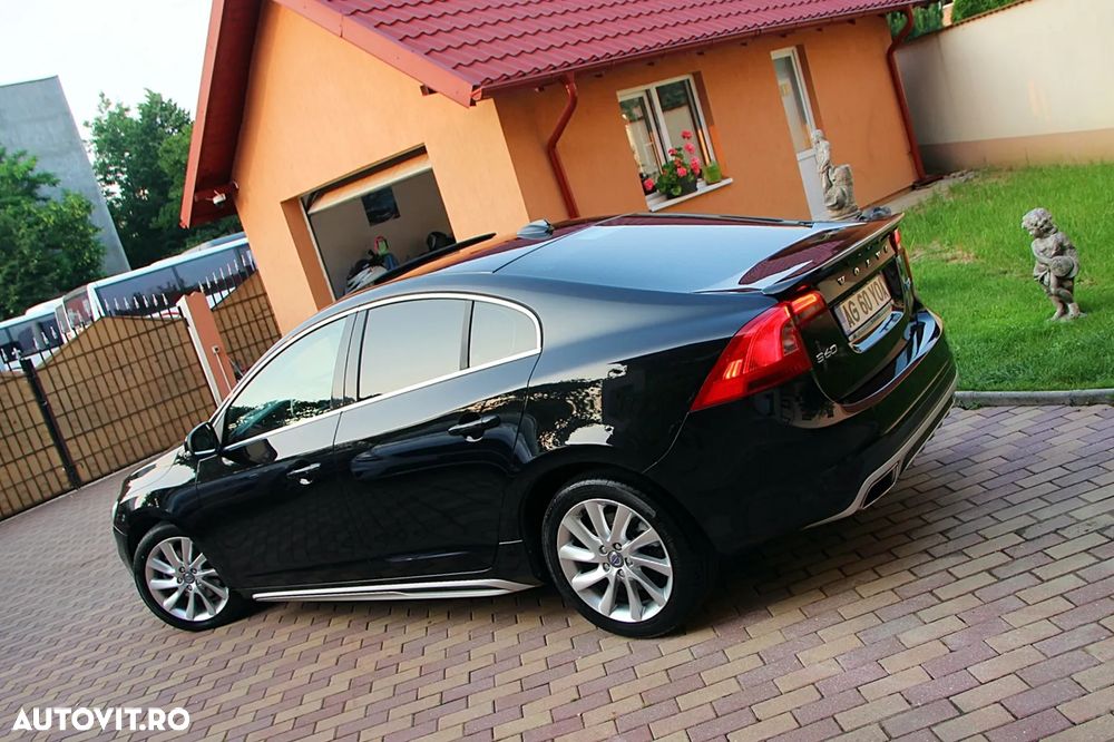 Volvo S60 D4 Geartronic RDesign - 5