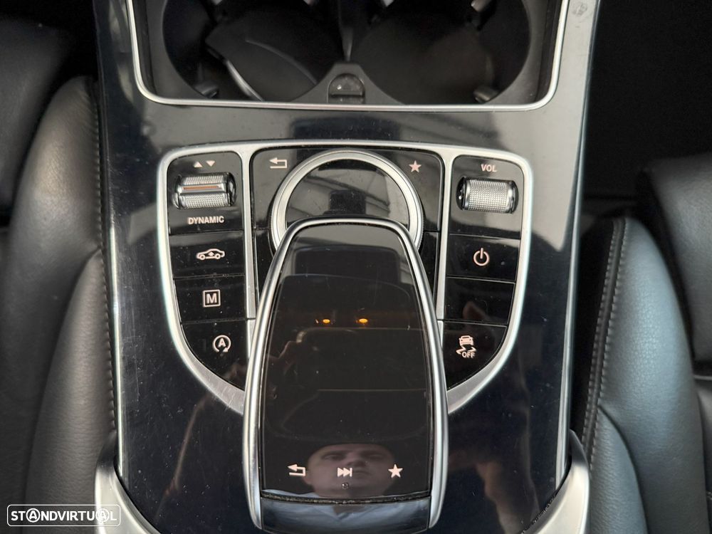 Mercedes-Benz GLC 220 d 4Matic 9G-TRONIC AMG Line - 20
