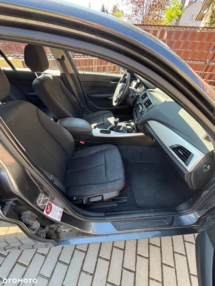 BMW Seria 1 116i - 15
