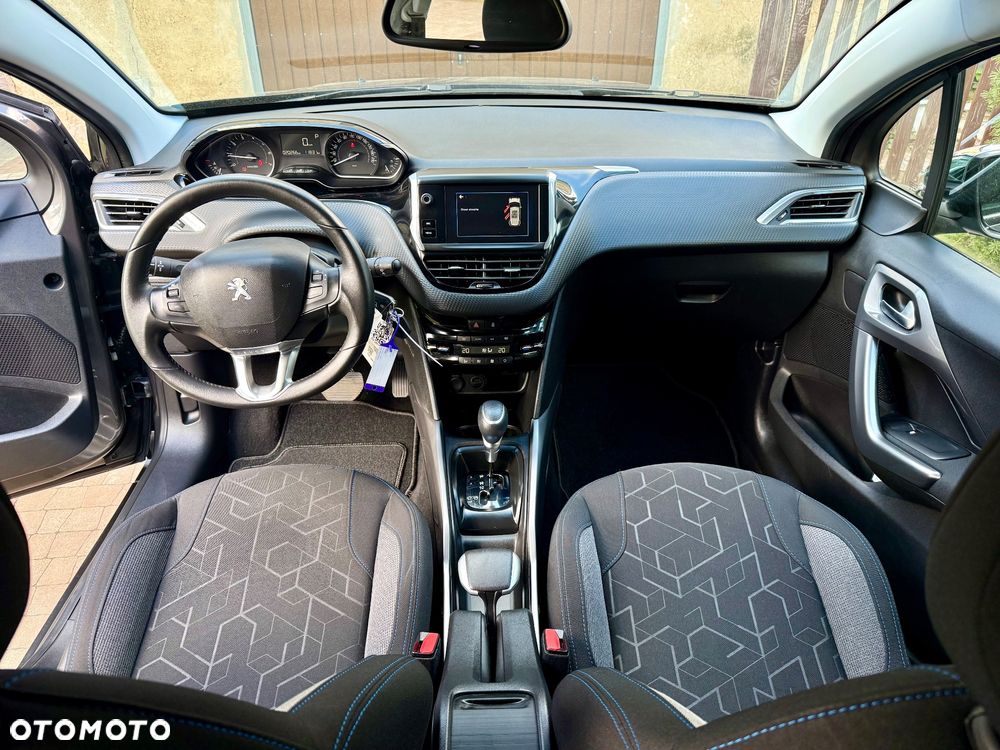 Peugeot 2008 PureTech 110 GPF Stop&Start EAT6 Style - 19