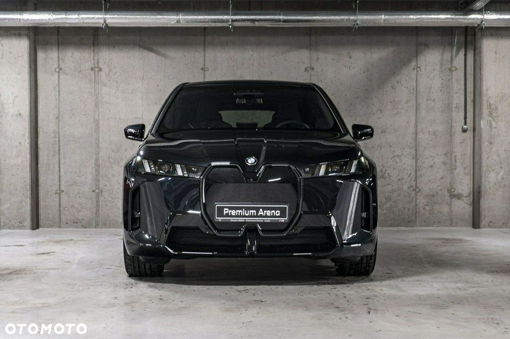 BMW iX - 3
