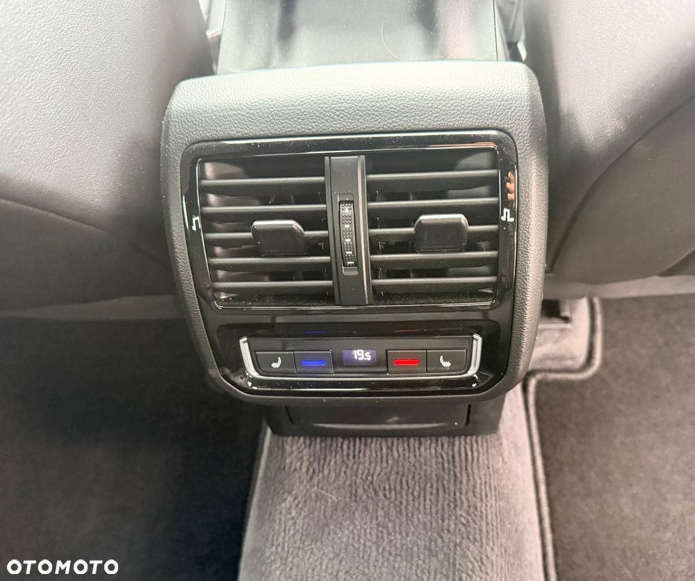 Volkswagen Arteon 2.0 TSI 4Motion R-Line DSG - 12