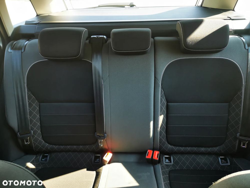 Skoda Fabia 1.0 TSI Ambition - 33