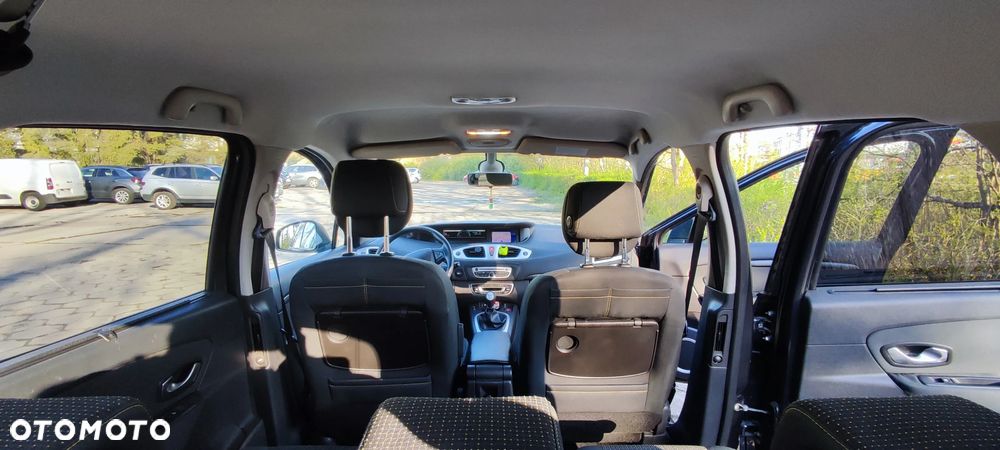 Renault Scenic - 8