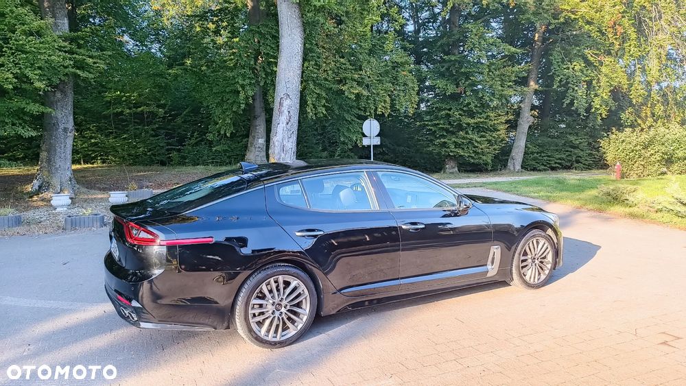 Kia Stinger 2.0 T-GDI GT Line - 14