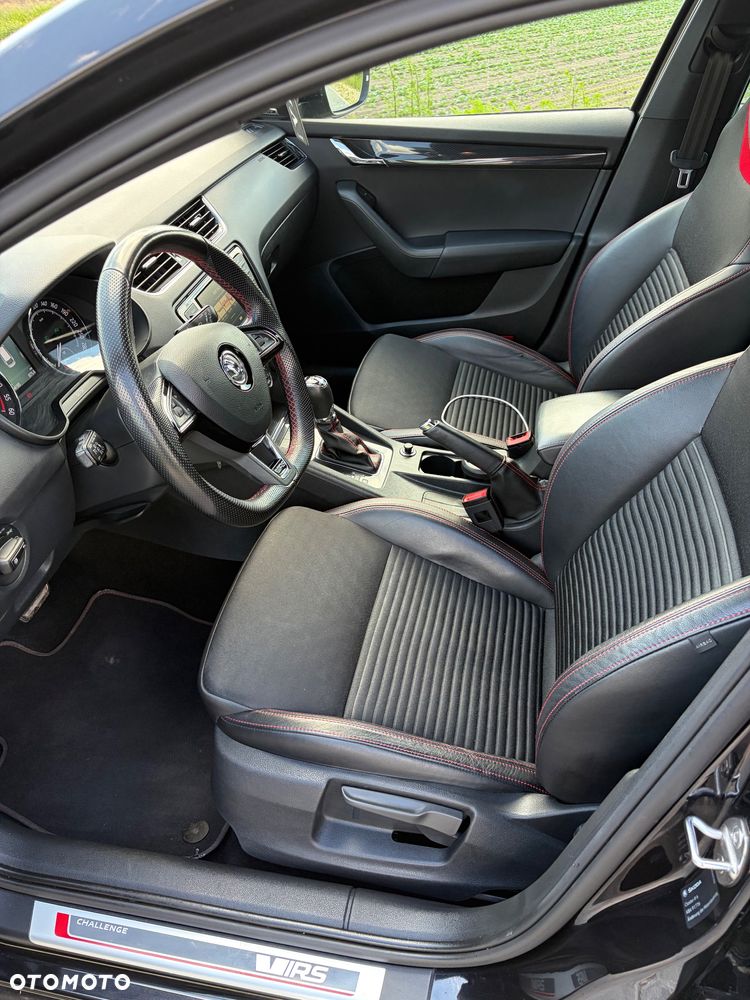 Skoda Octavia 2.0 TDI RS DSG - 33