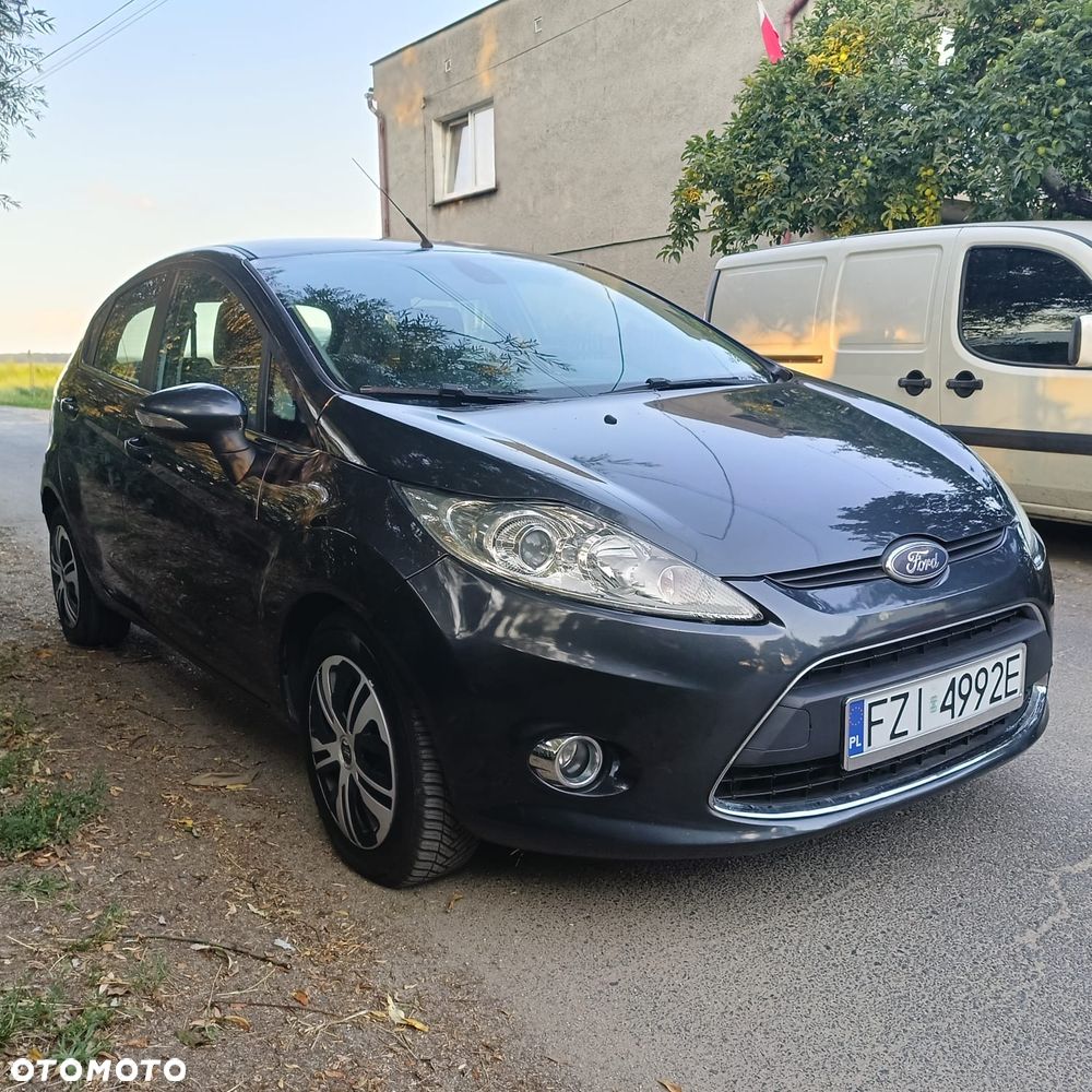 Ford Fiesta - 7