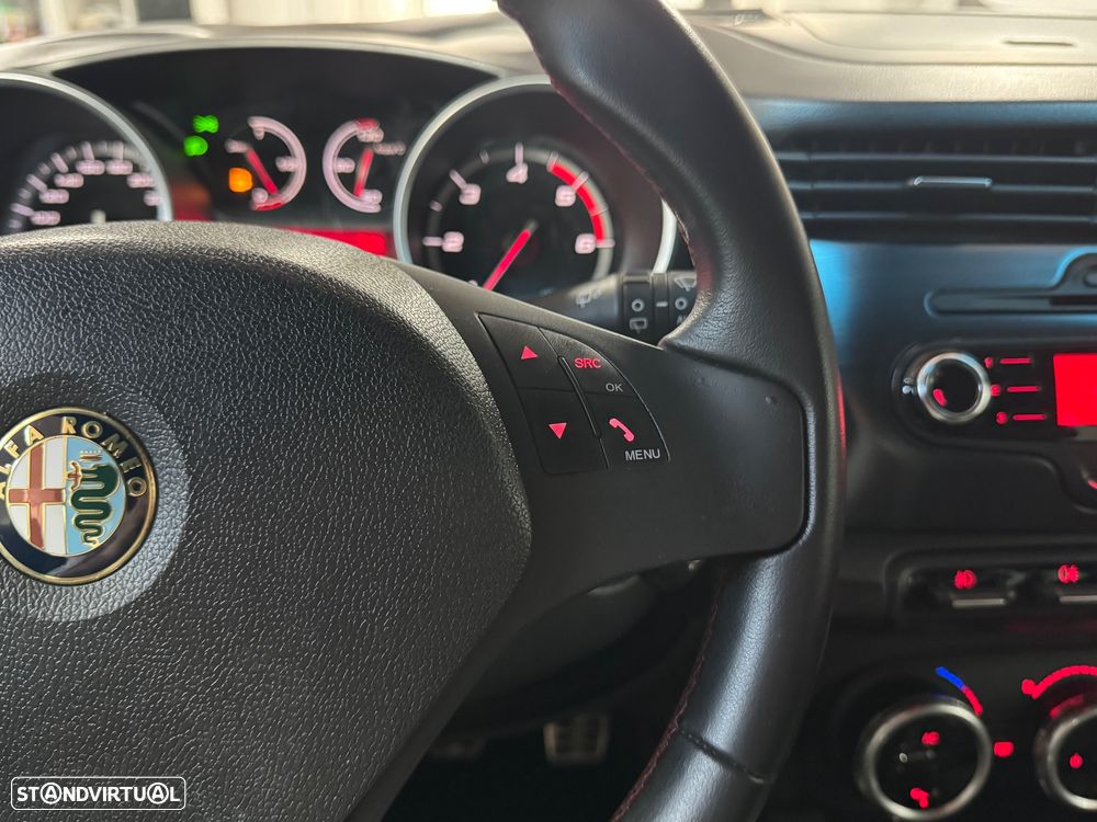 Alfa Romeo Giulietta 1.6 JTDM Veloce - 19