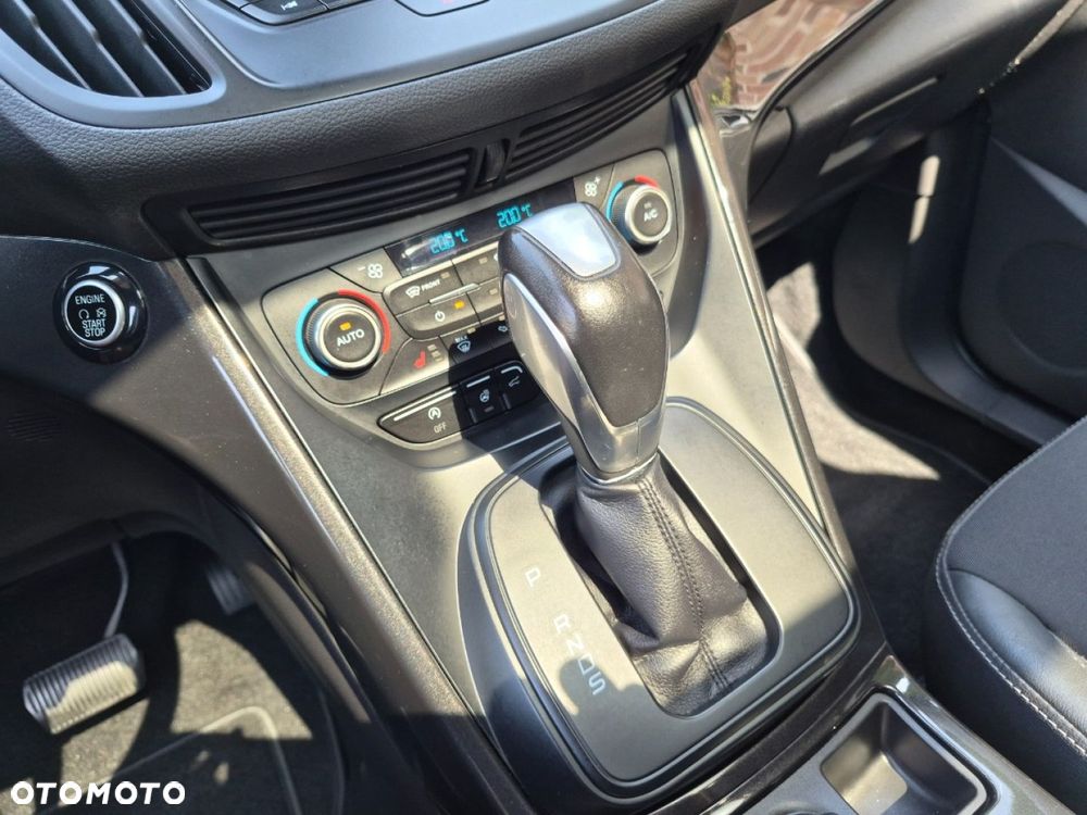 Ford Kuga - 18