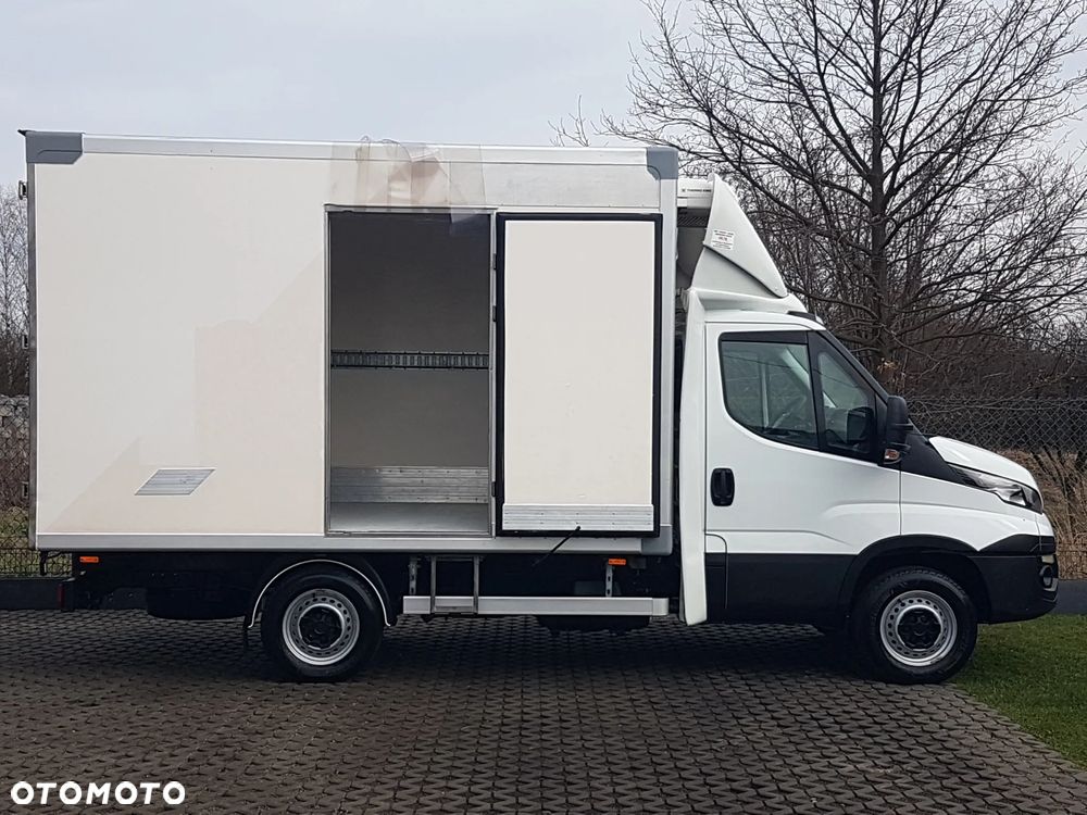 Iveco DAILY 6EP CHŁODNIA MROŹNIA IZOTERMA AGREGAT THERMO KING V-200 MAX GRZANIE 35S15 - 17
