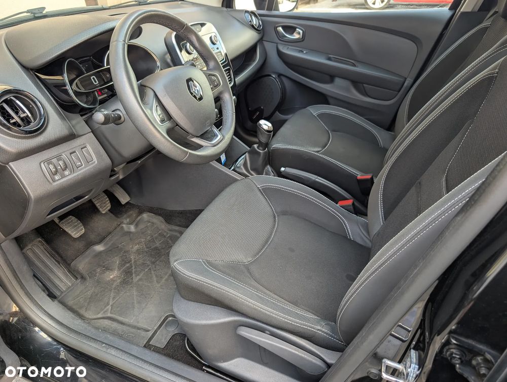 Renault Clio 1.2 16V Life - 14