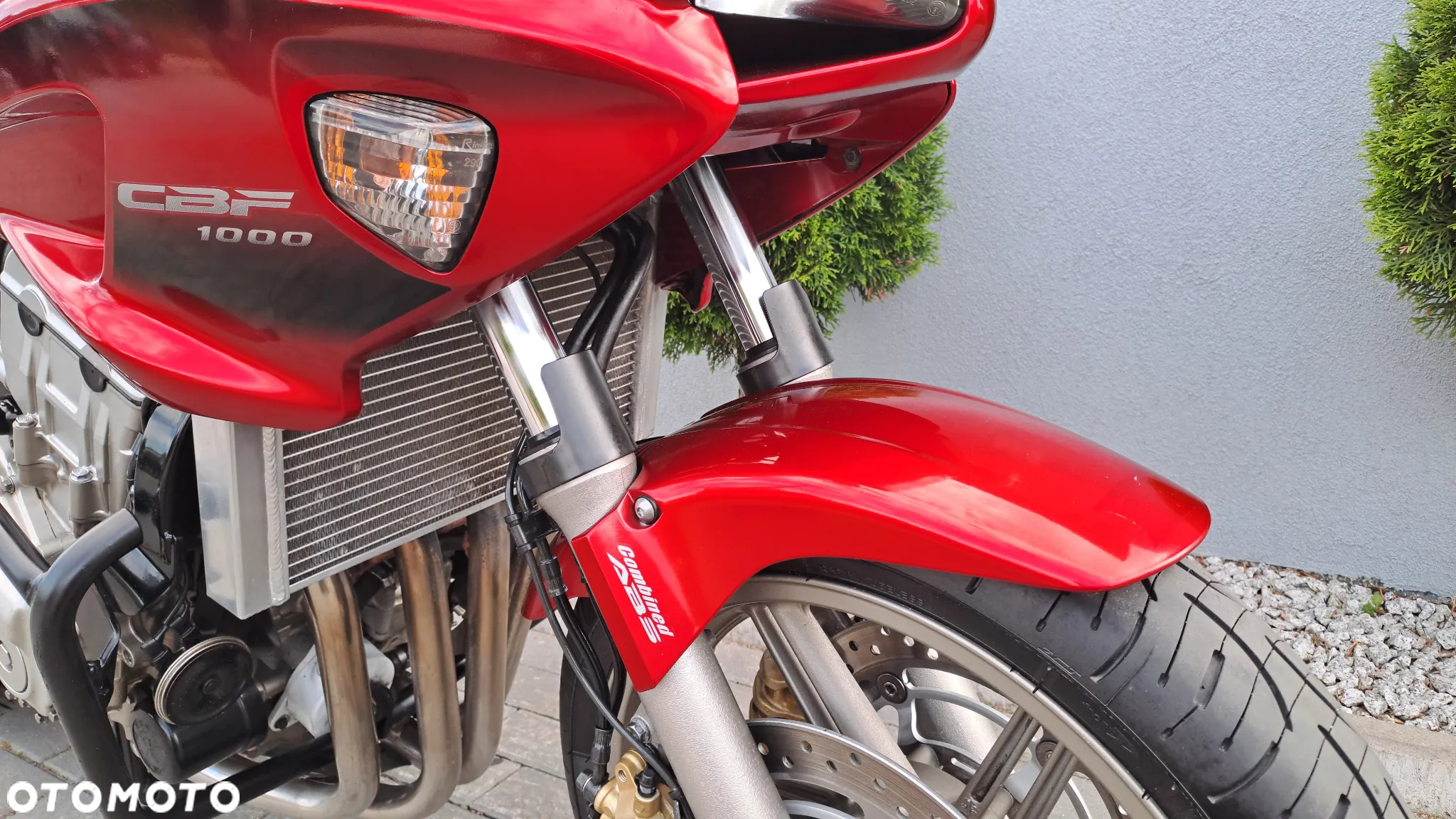 Honda CBF - 14