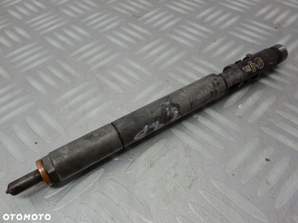 Wtrysk Wtryskiwacz Ssang Yong Rodius I 04-13 2.7 XDI A6650170221 EJBR04401D - 1