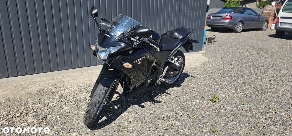 Honda CBR - 1