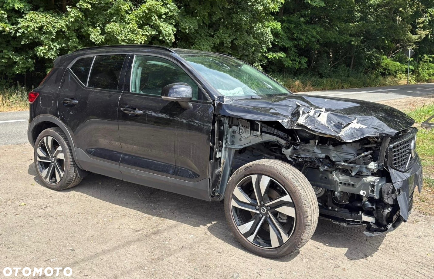 Volvo XC 40 B5 AWD Ultimate Dark - 13