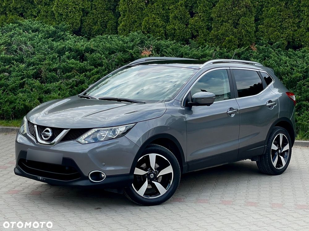 Nissan Qashqai - 1