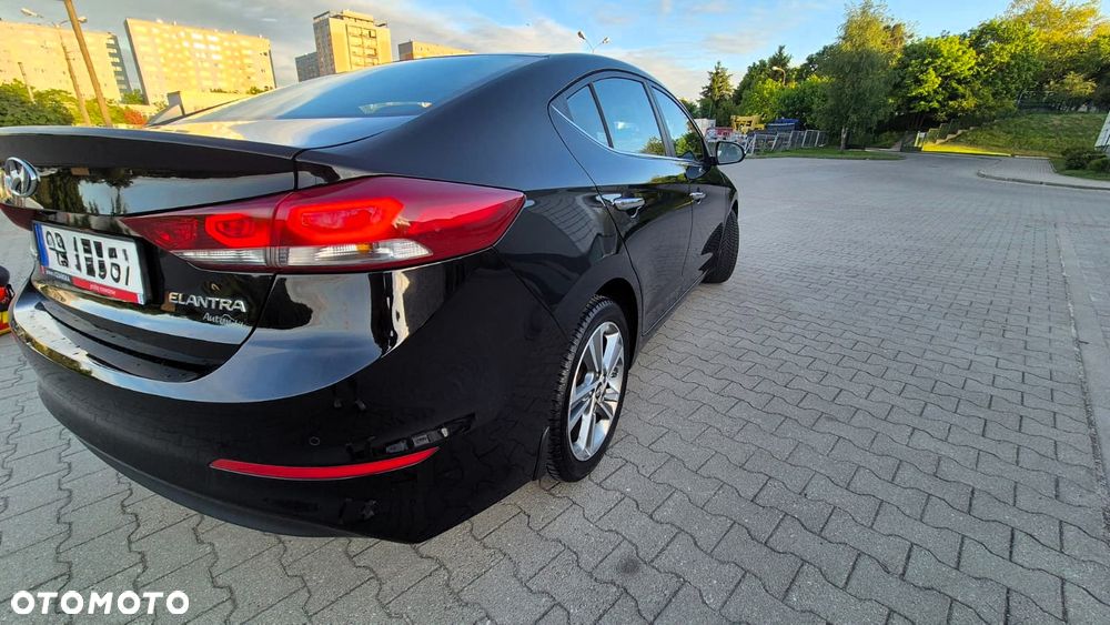 Hyundai Elantra 1.6 CRDi Style - 7
