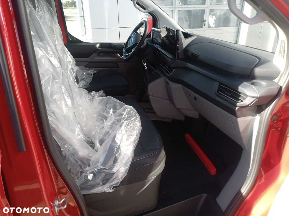 Ford Transit Custom LIMITED - 8