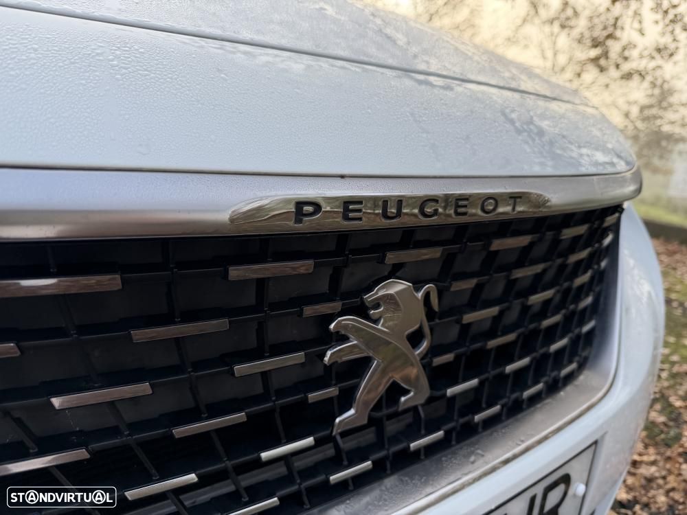 Peugeot 3008 1.6 BlueHDi GT Line EAT6 - 11