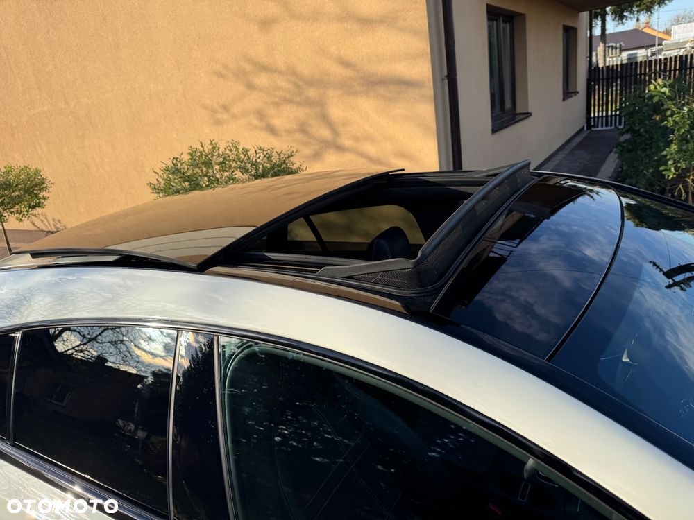 Mercedes-Benz CLA 250 7G-DCT - 32