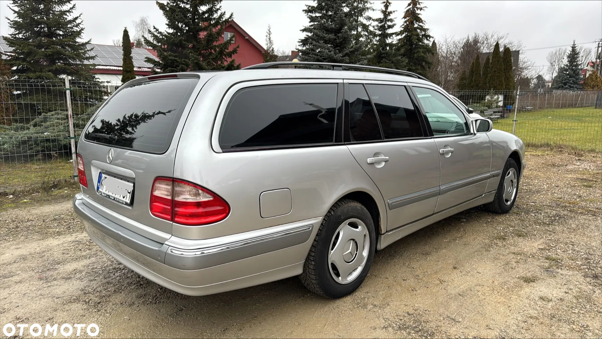 Mercedes-Benz Klasa E - 12