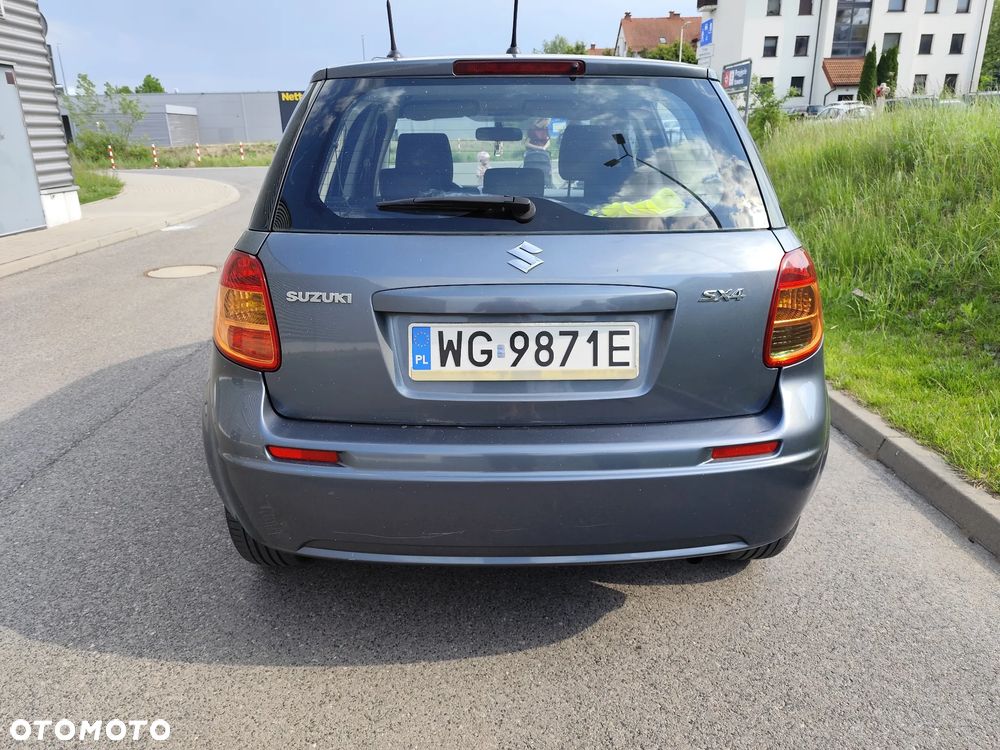 Suzuki SX4 - 3