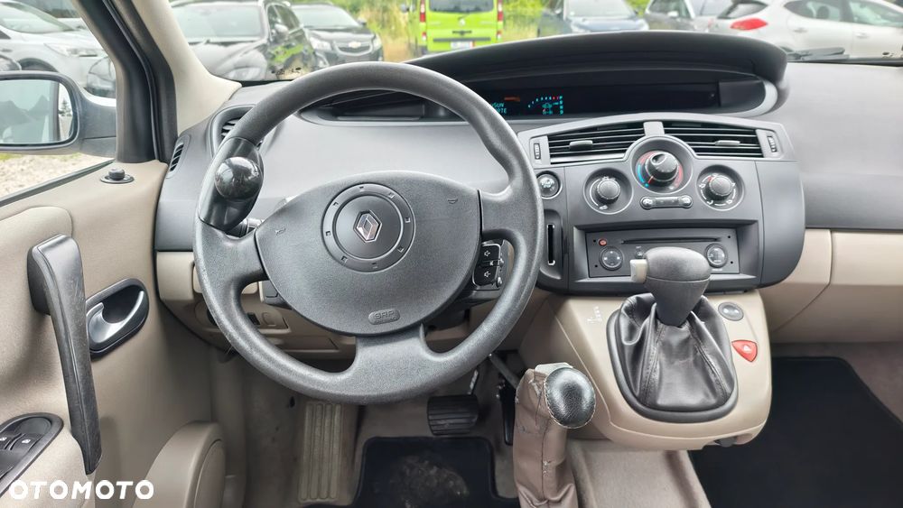 Renault Scenic - 6