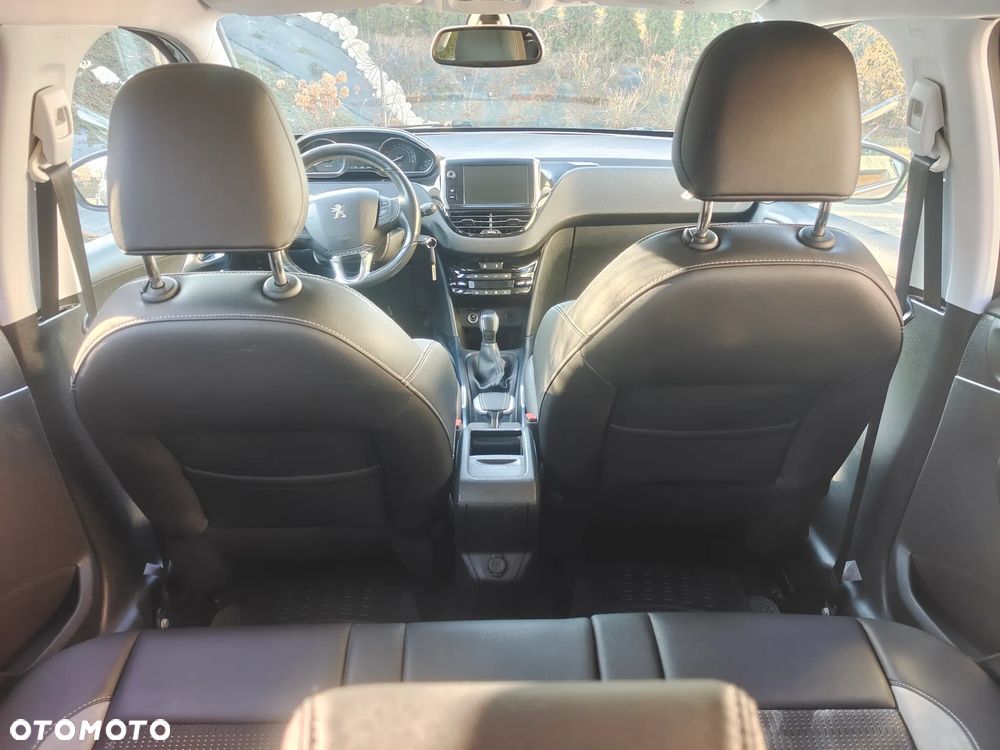Peugeot 2008 1.2 VTi Allure - 18
