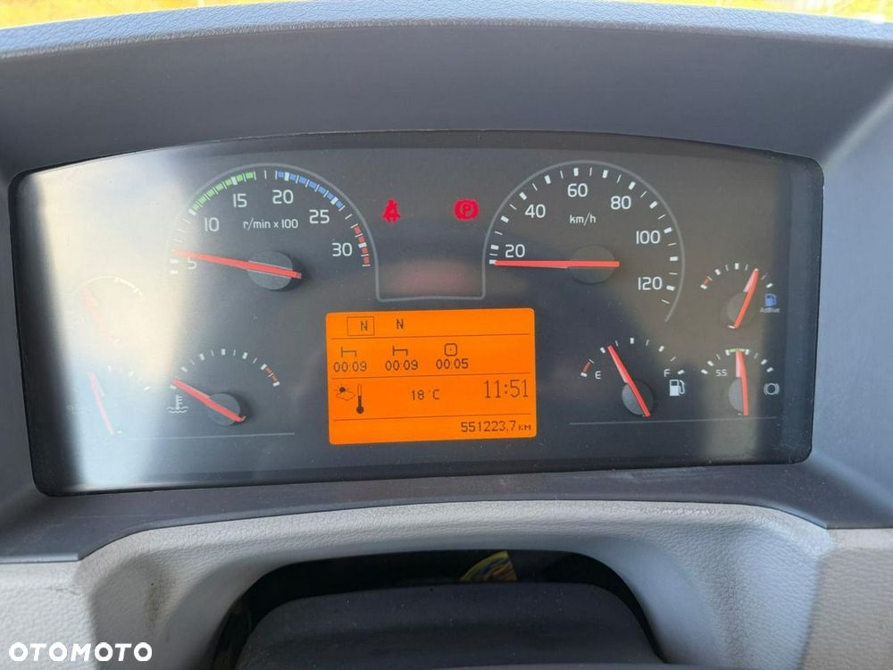 Volvo FL 250 KLIMA PODUSZKA WINDA KLAPA PRZEBIEG UDOKUMENTOWANY - 19