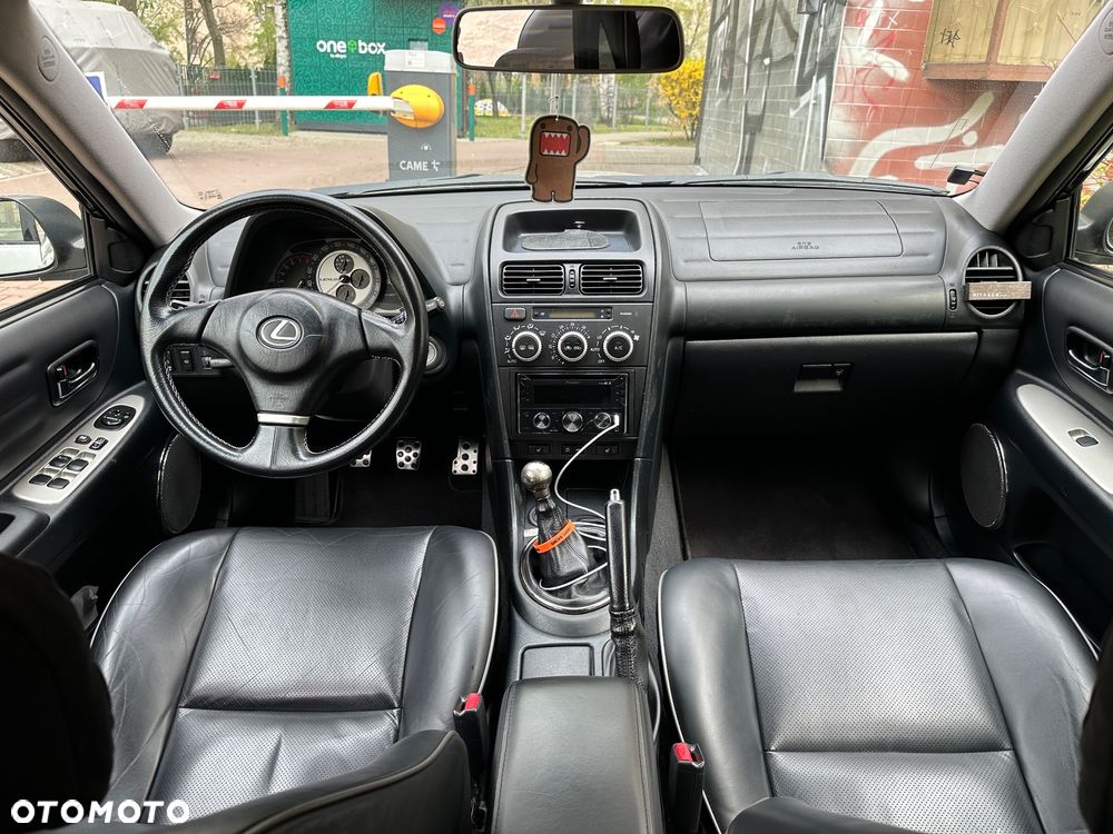 Lexus IS 200 SC Prestige - 17