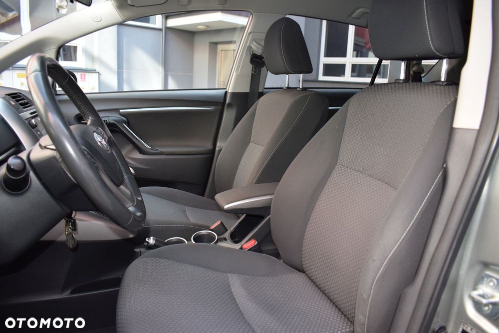 Toyota Verso 2.0 D-4D 5-Sitzer Executive - 9