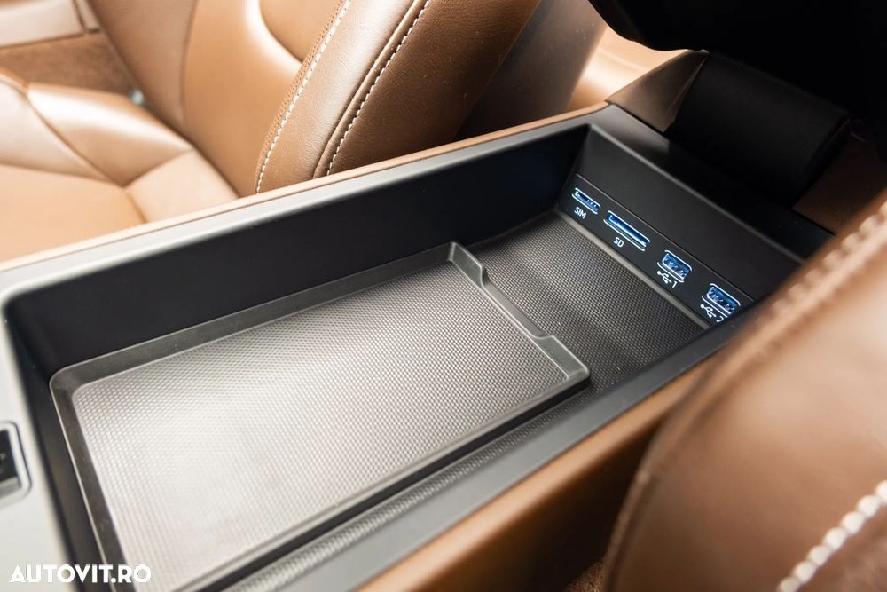 Porsche 911 Carrera 4S PDK - 24