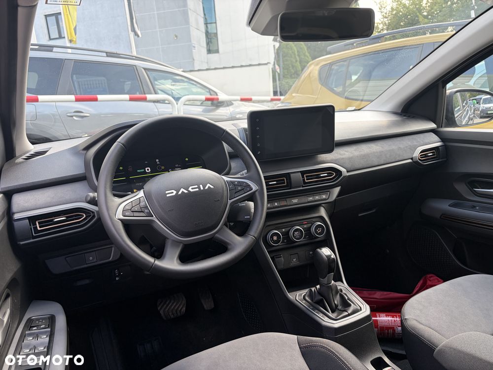 Dacia Jogger 1.6 Full Hybrid 140 Extreme MMT - 18