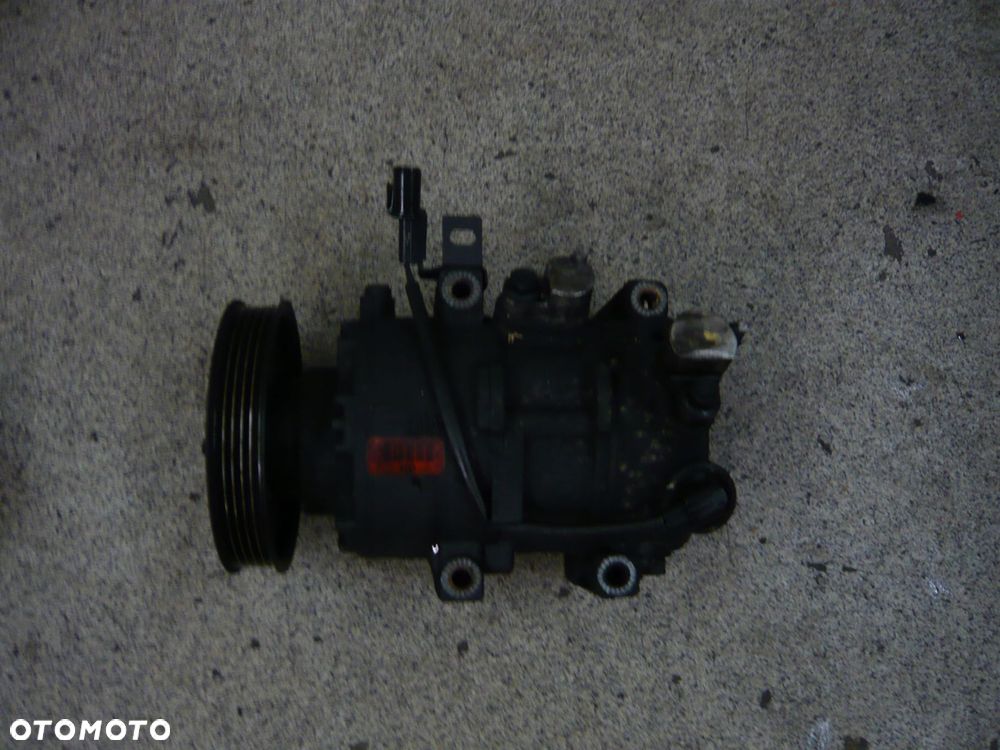 sprężarka kompresor klimatyzacji 1b33e-00700 hyundai i40 - 1