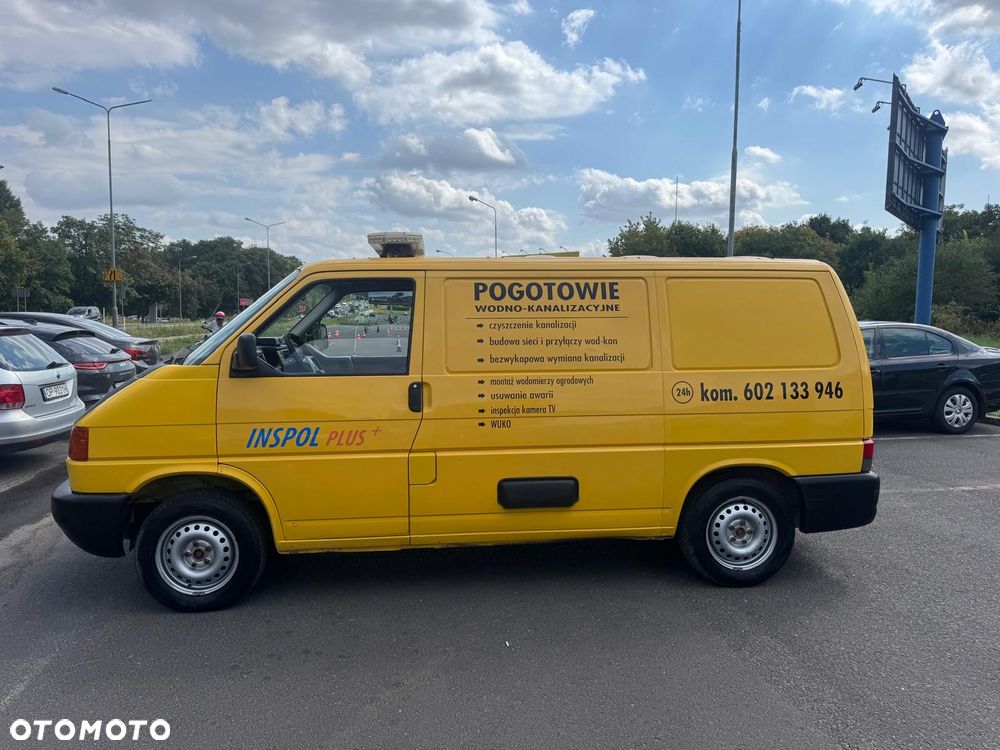 Volkswagen Transporter - 1