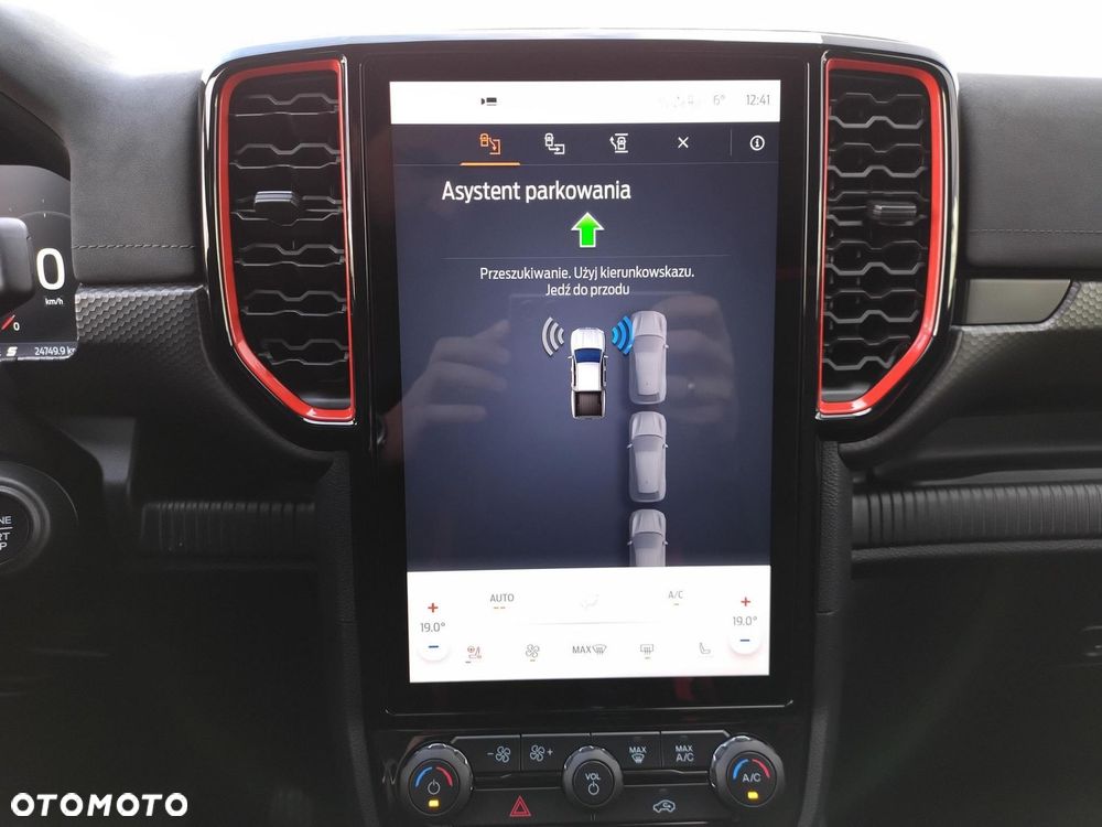 Ford Ranger Raptor - 22