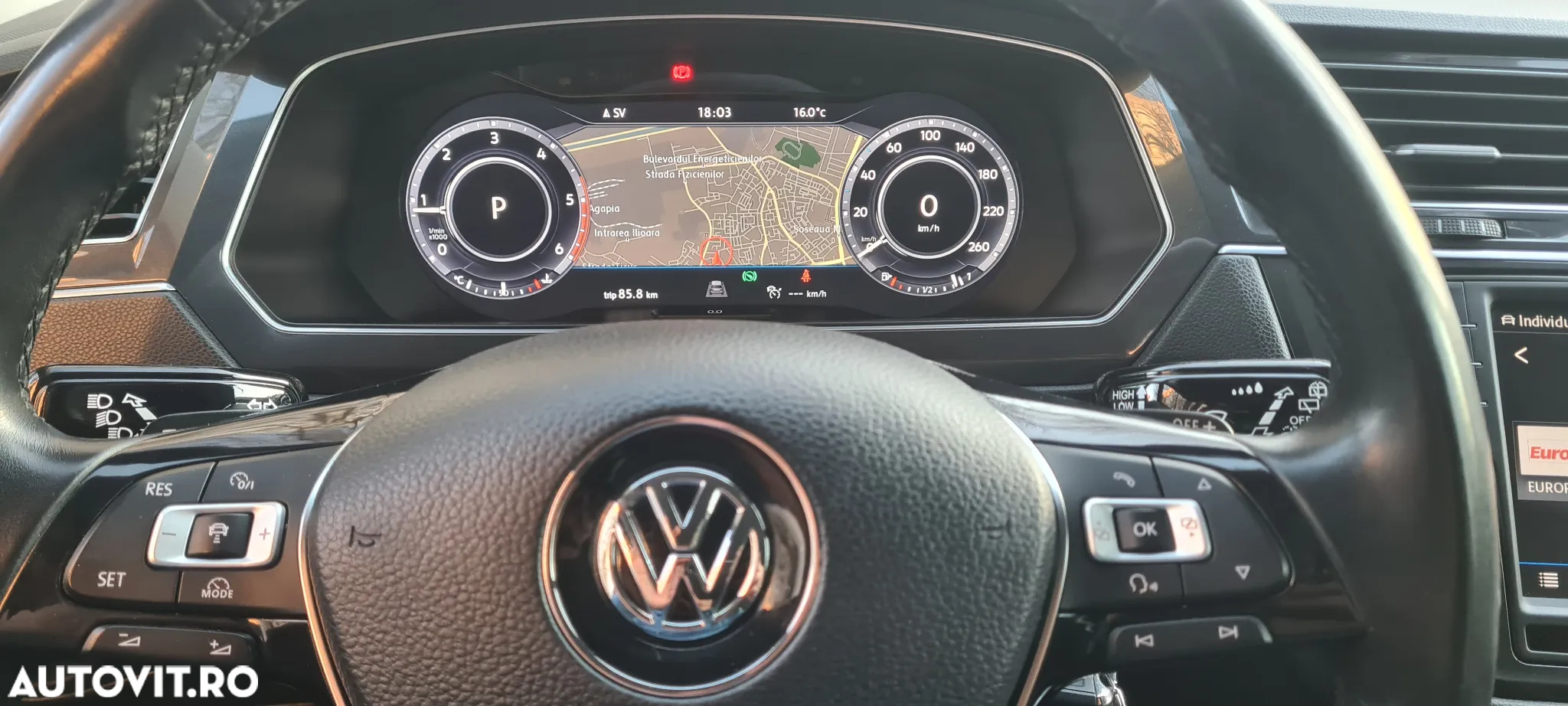 Volkswagen Tiguan 2.0 TDI DSG 4Mot Highline - 8