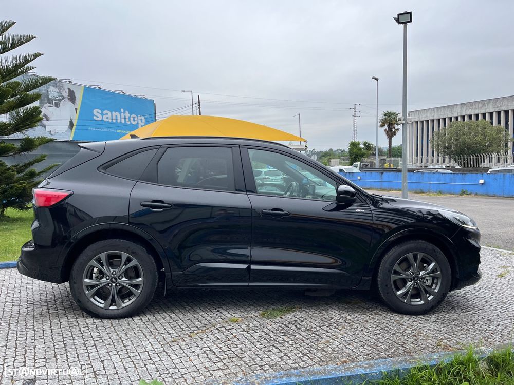 Ford Kuga 2.5 FHEV ST-Line - 10