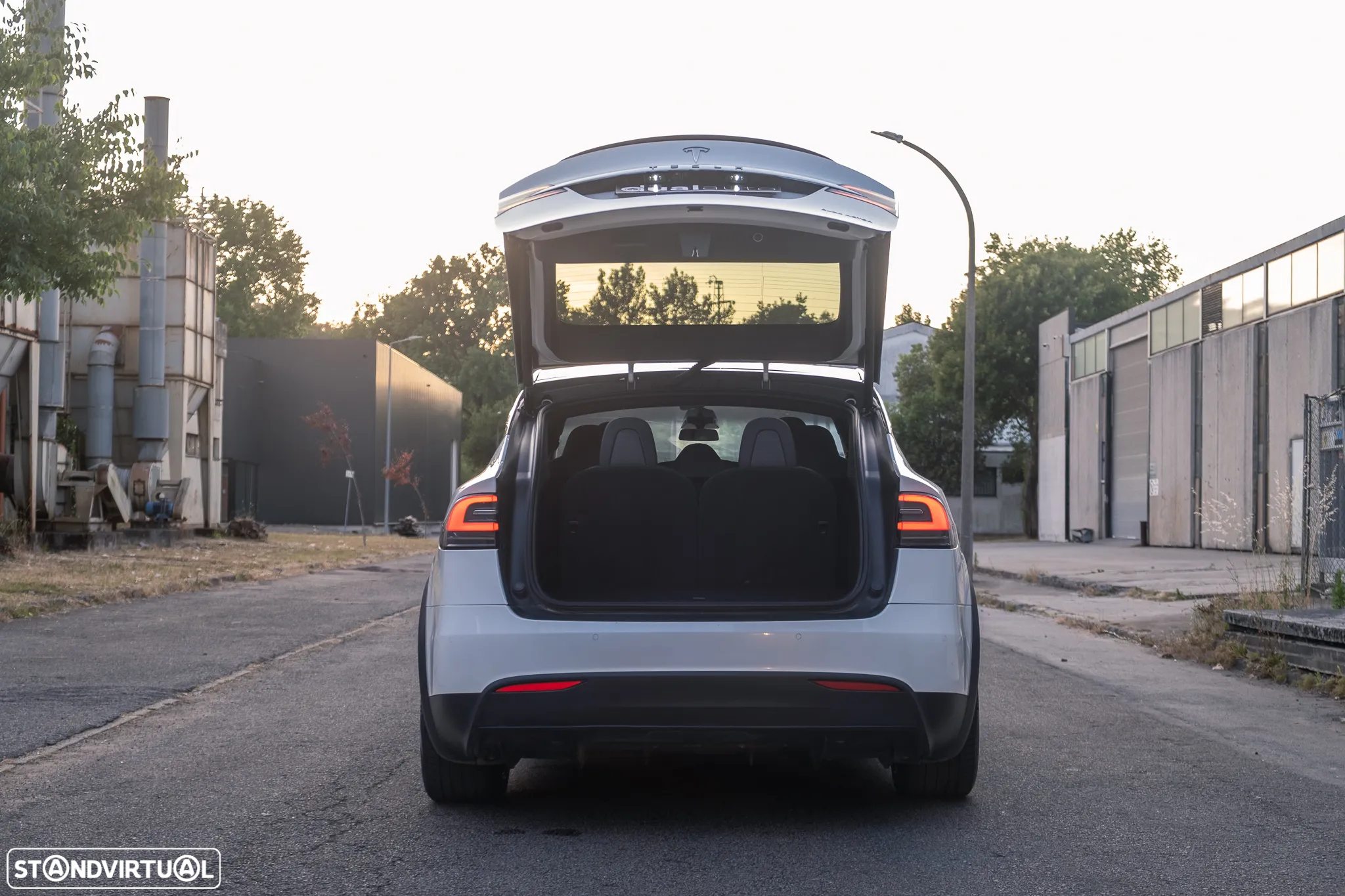 Tesla Model X 100 kWh Long Range AWD - 7