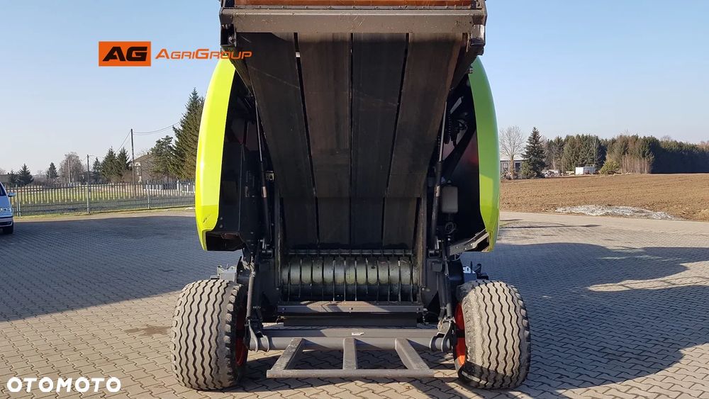 Claas VARIANT 360RF - 11
