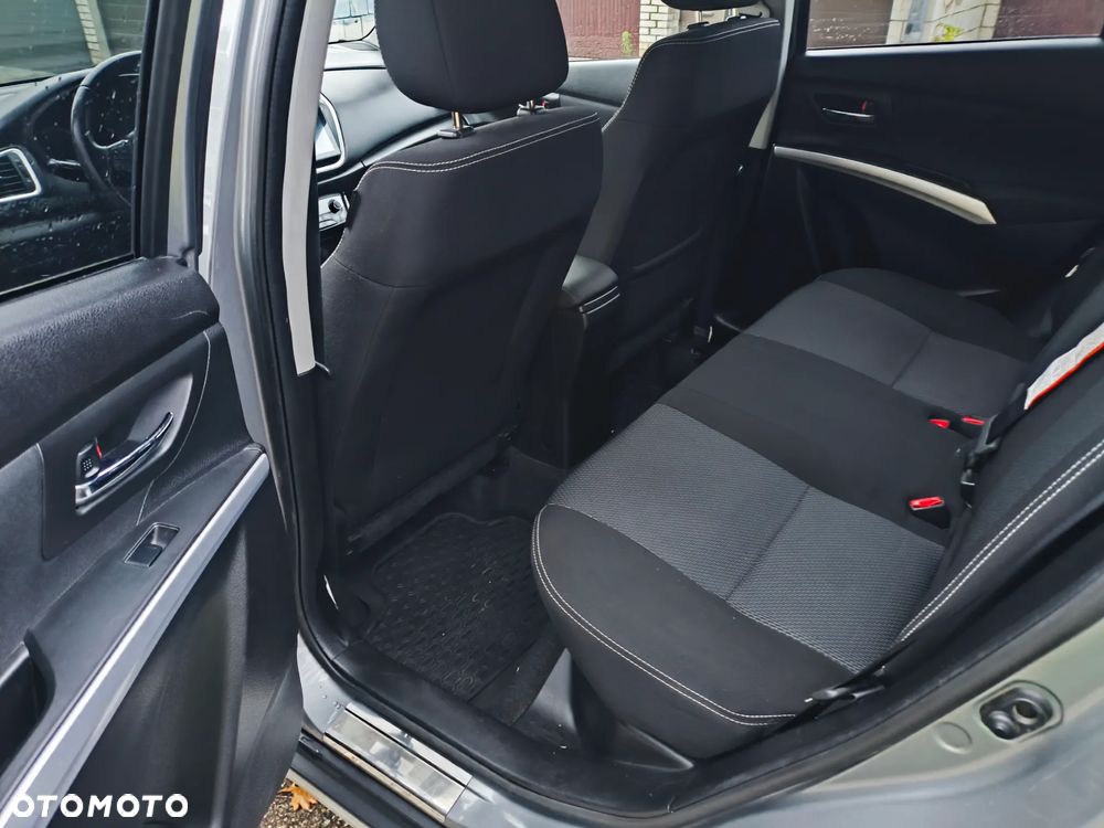 Suzuki SX4 S-Cross 1.6 Premium Plus - 18