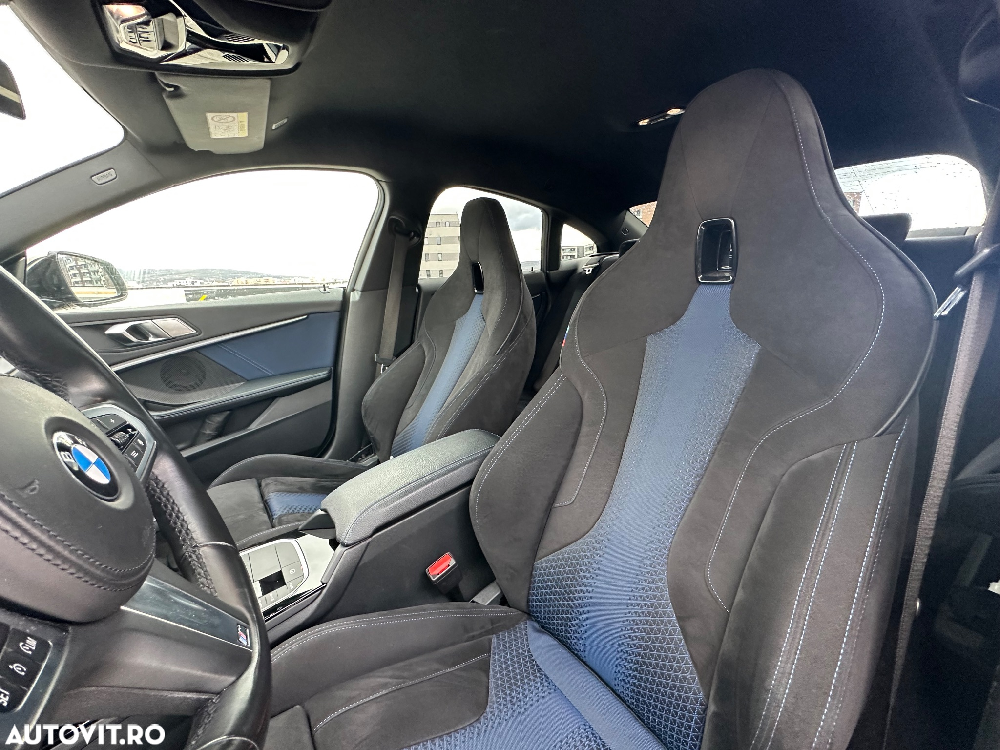 BMW M2 M235i xDrive - 10