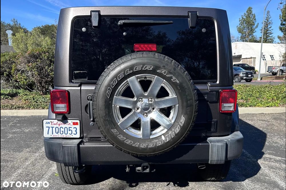 Jeep Wrangler Unlimited 3.6 Automatik Sahara - 6