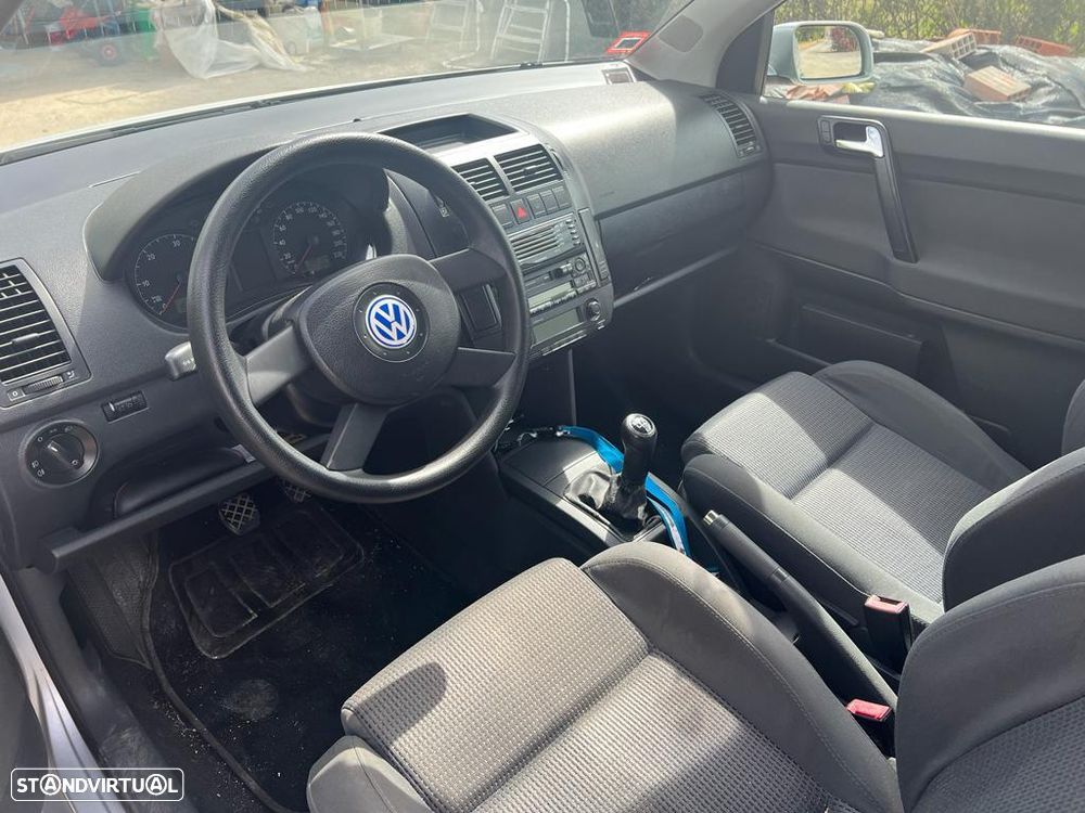 VW Polo 1.4 TDi Highline - 6