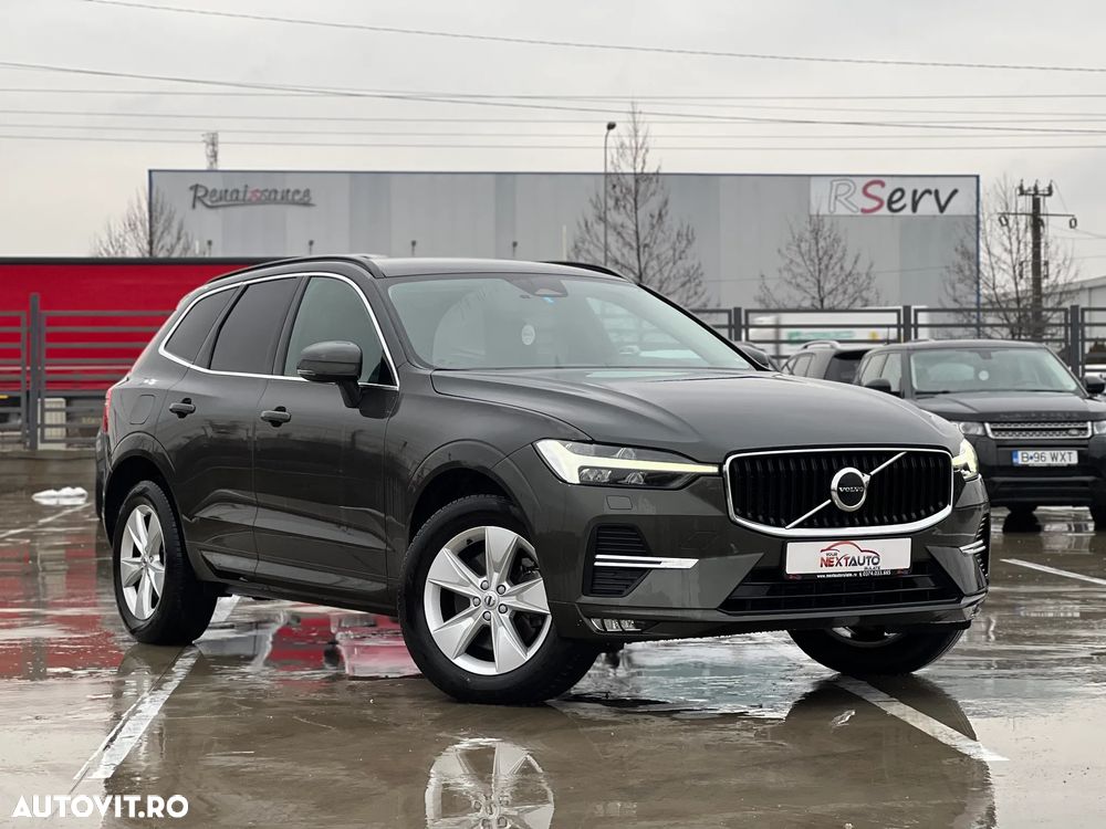 Volvo XC 60 B4 D AWD Geartronic Momentum Pro - 2