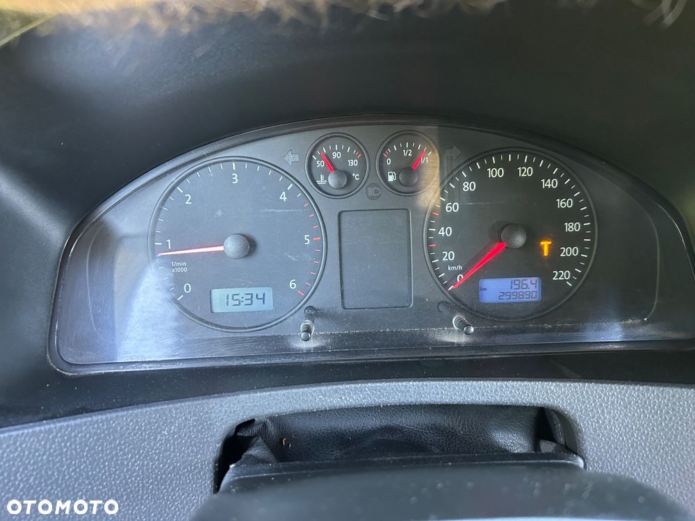 Volkswagen Transporter - 12