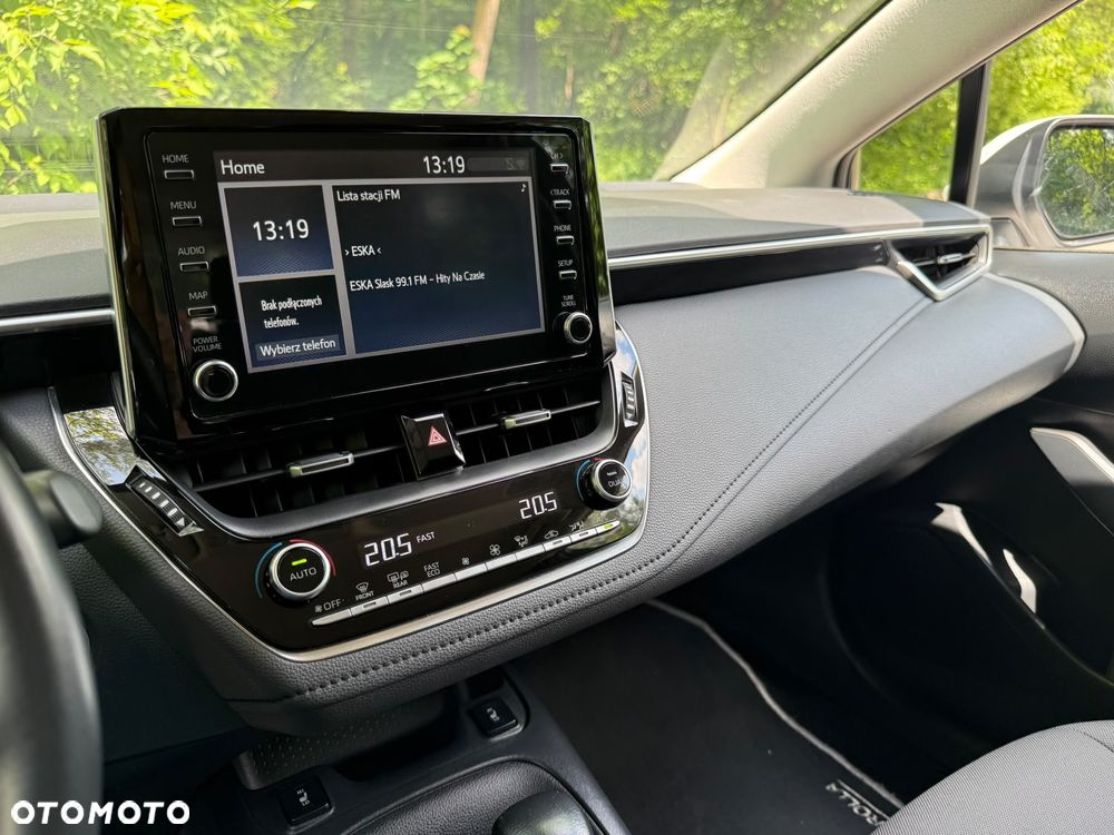 Toyota Corolla 1.8 Hybrid Comfort - 26