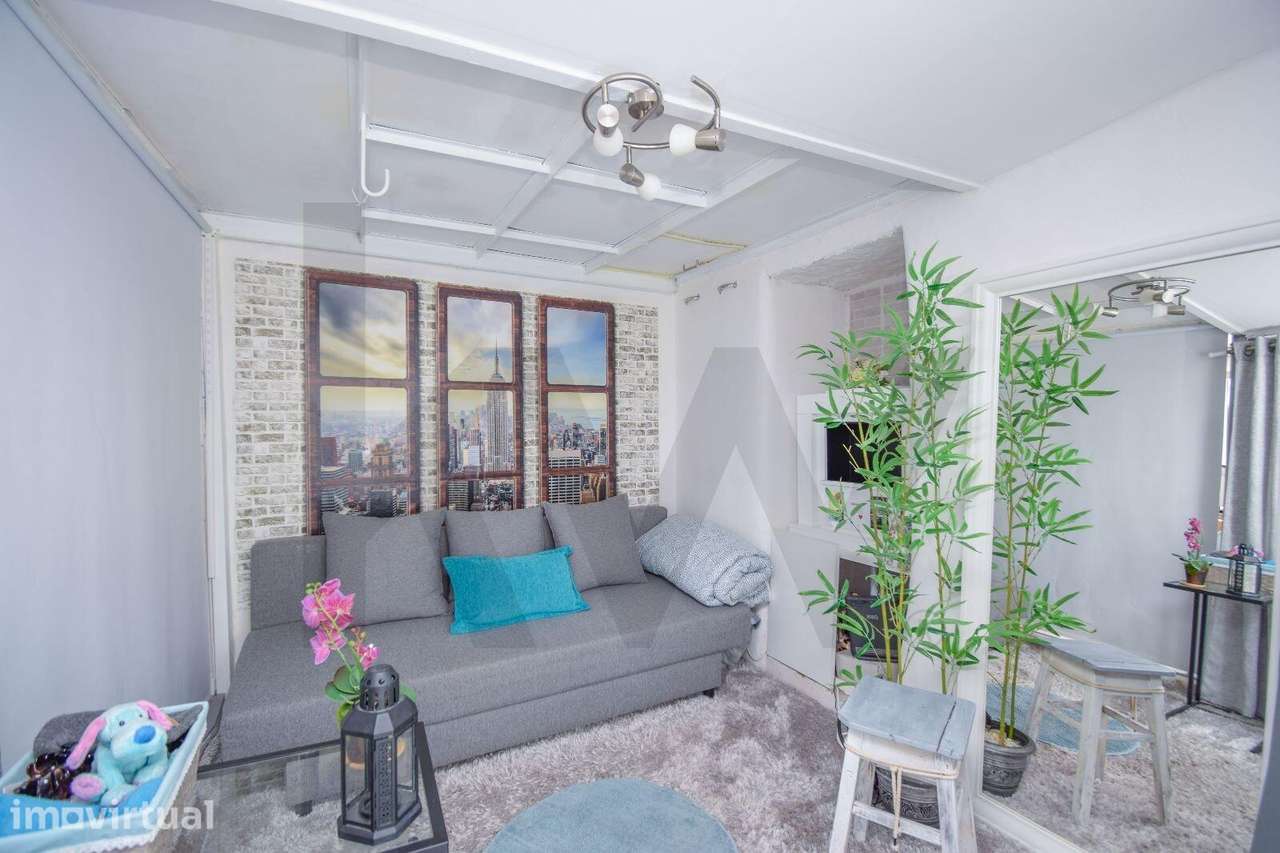 Moradia T1+1 em Bom Estado | Ideal para Habitação ou Investimento - S. - Grande imagem: 4/12