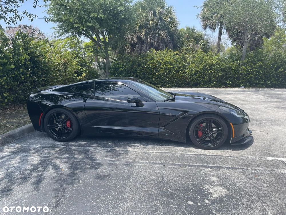 Chevrolet Corvette - 7
